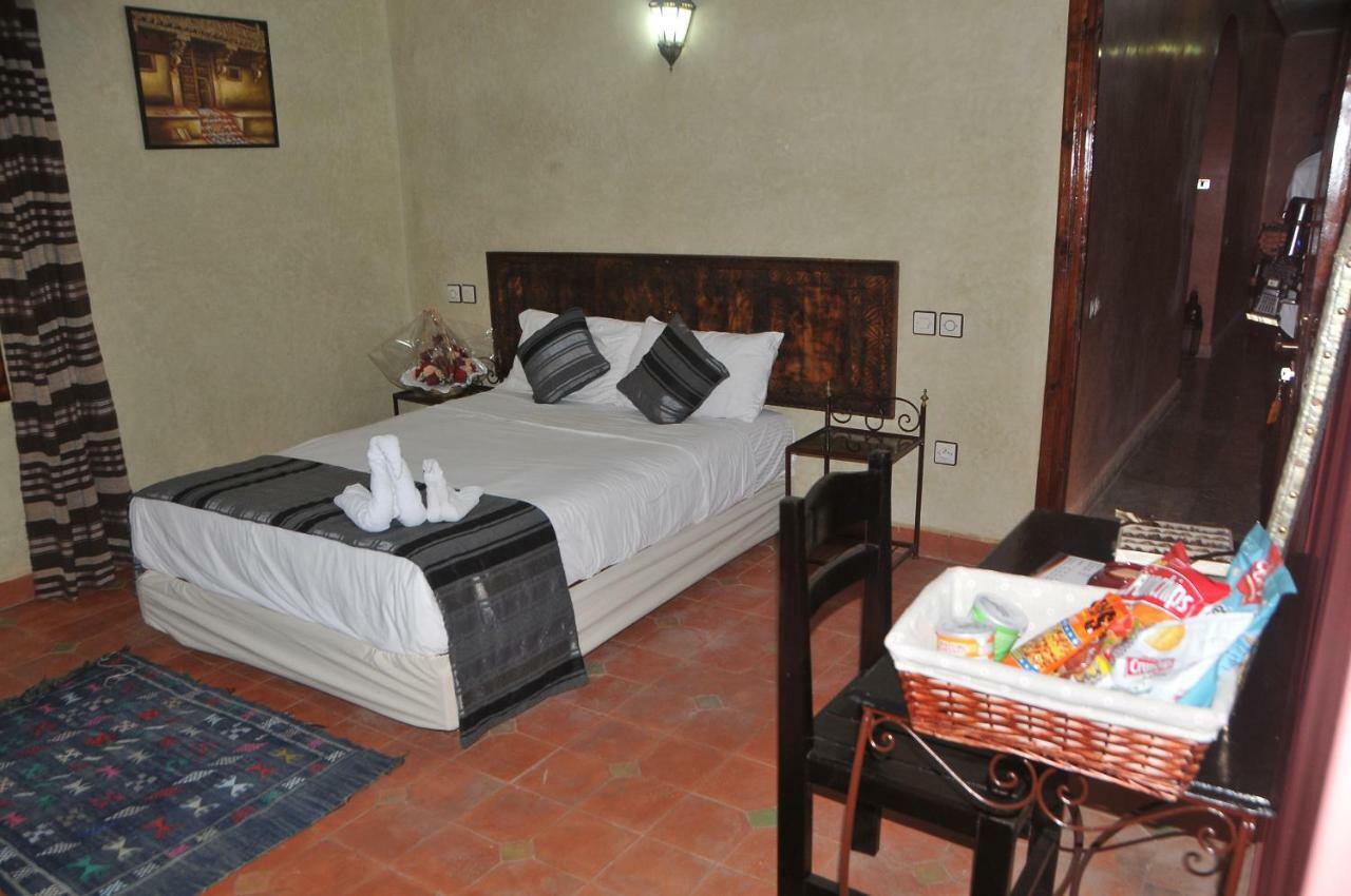 Riad Mhidou Ouled Jelal Exterior foto