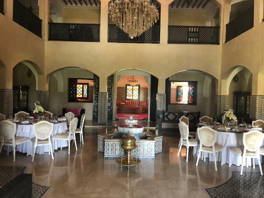 Riad Mhidou Ouled Jelal Exterior foto