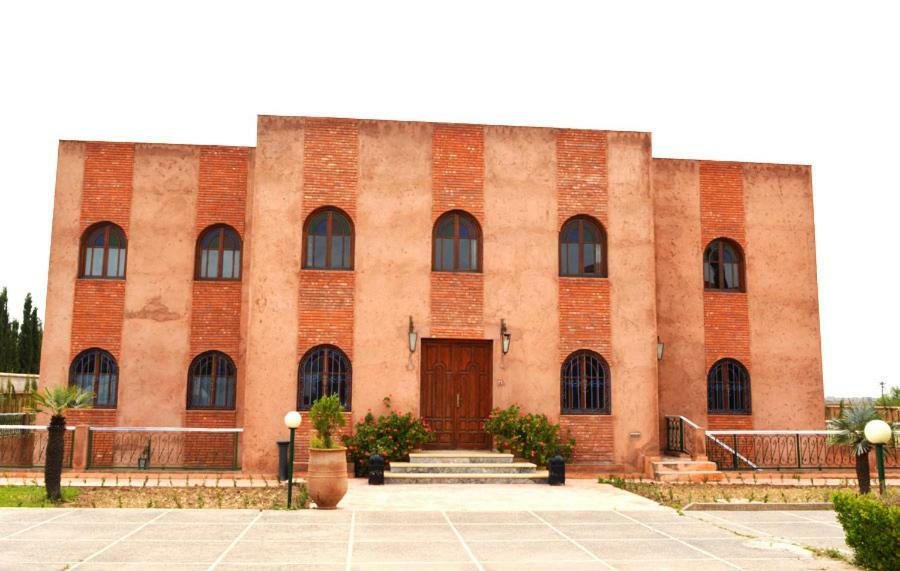 Riad Mhidou Ouled Jelal Exterior foto