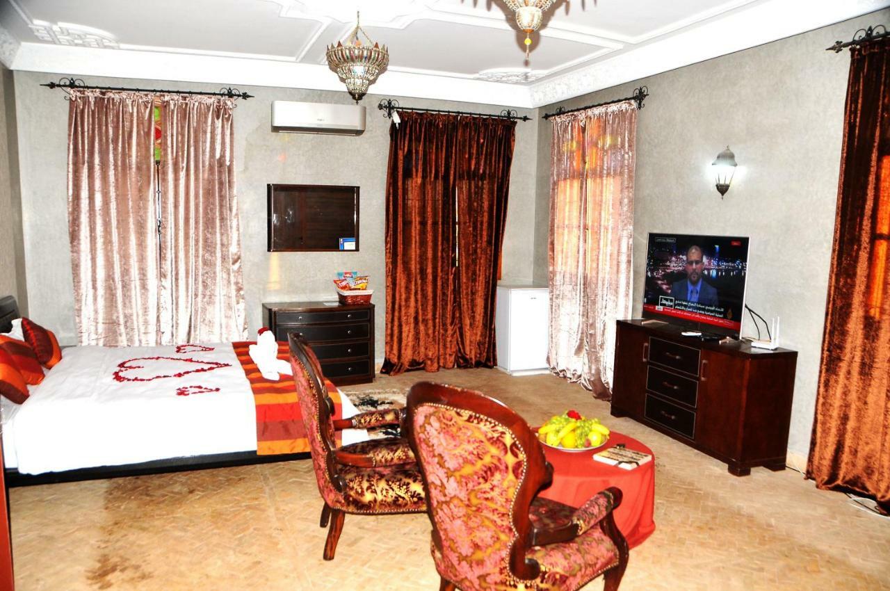 Riad Mhidou Ouled Jelal Exterior foto