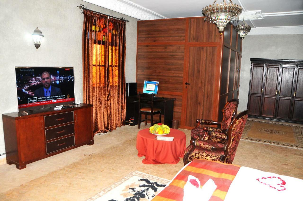 Riad Mhidou Ouled Jelal Exterior foto