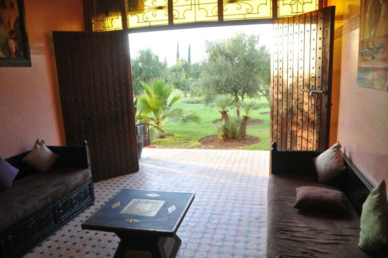 Riad Mhidou Ouled Jelal Exterior foto
