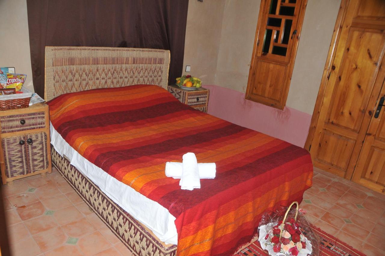 Riad Mhidou Ouled Jelal Exterior foto